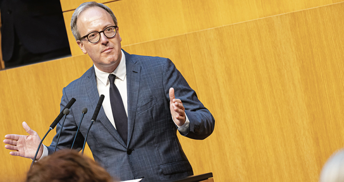 NEOS... und der talentierte Herr Oberhofer